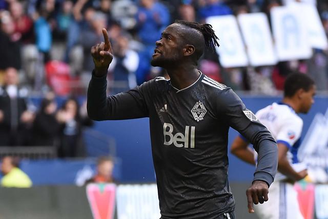 中国男篮传奇球星王治郅入选国际篮联名人堂