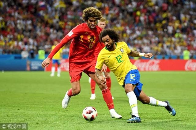 莱万：12年我跟弗格森说想加盟曼联